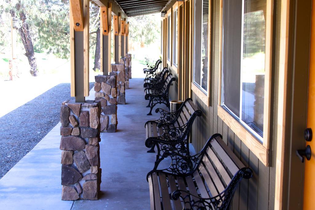 Yosemite Gold Country Lodge คอลเทอร์วิลล์ ภายนอก รูปภาพ