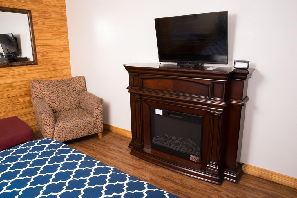 Yosemite Gold Country Lodge คอลเทอร์วิลล์ ภายนอก รูปภาพ