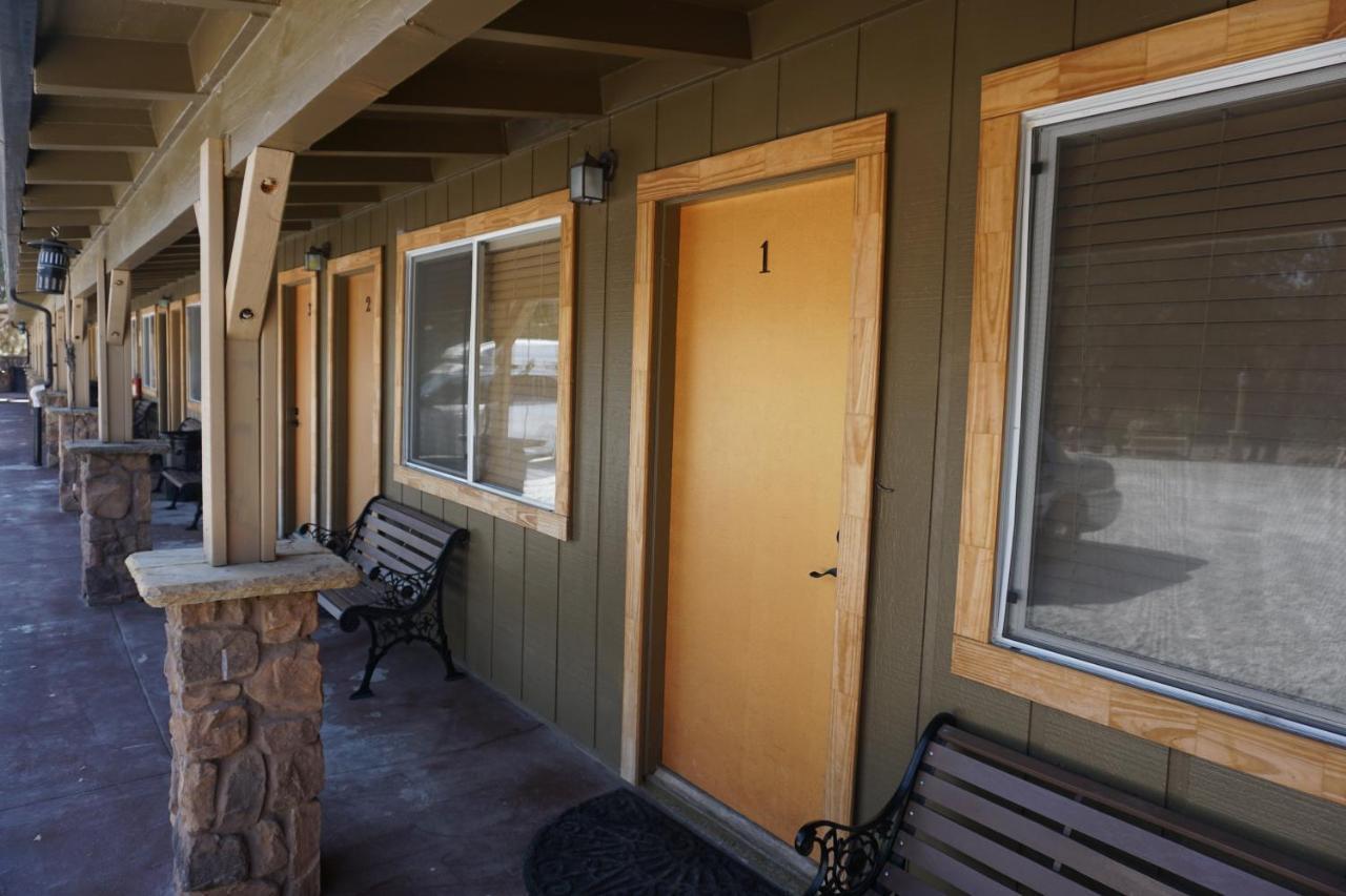 Yosemite Gold Country Lodge คอลเทอร์วิลล์ ภายนอก รูปภาพ